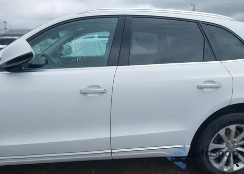 2016 Audi Q5 2.0T Premium z USA, uszkodzony, nr VIN WA1L2AFP0GA057878